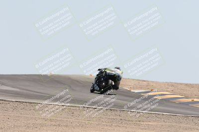 media/Apr-20-2025-CVMA (Sun) [[39090e8767]]/Race 9-Formula LW Twins Shootout/